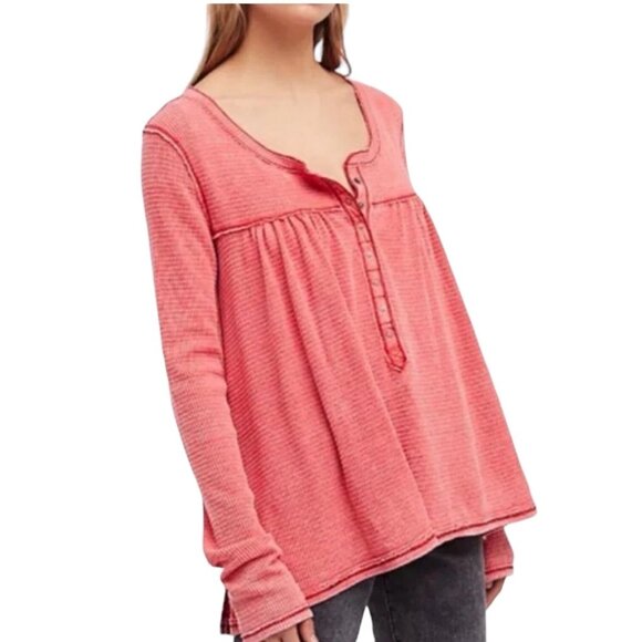2/$30 We The Free By Free People Medium Red/Coral Kai Henley Top Hi Low - Picture 7 of 16